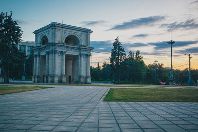 View of historical building against cloudy sky