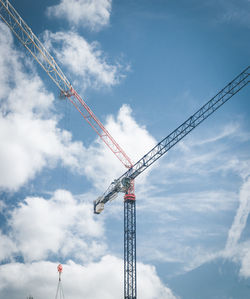 Crane sky construction