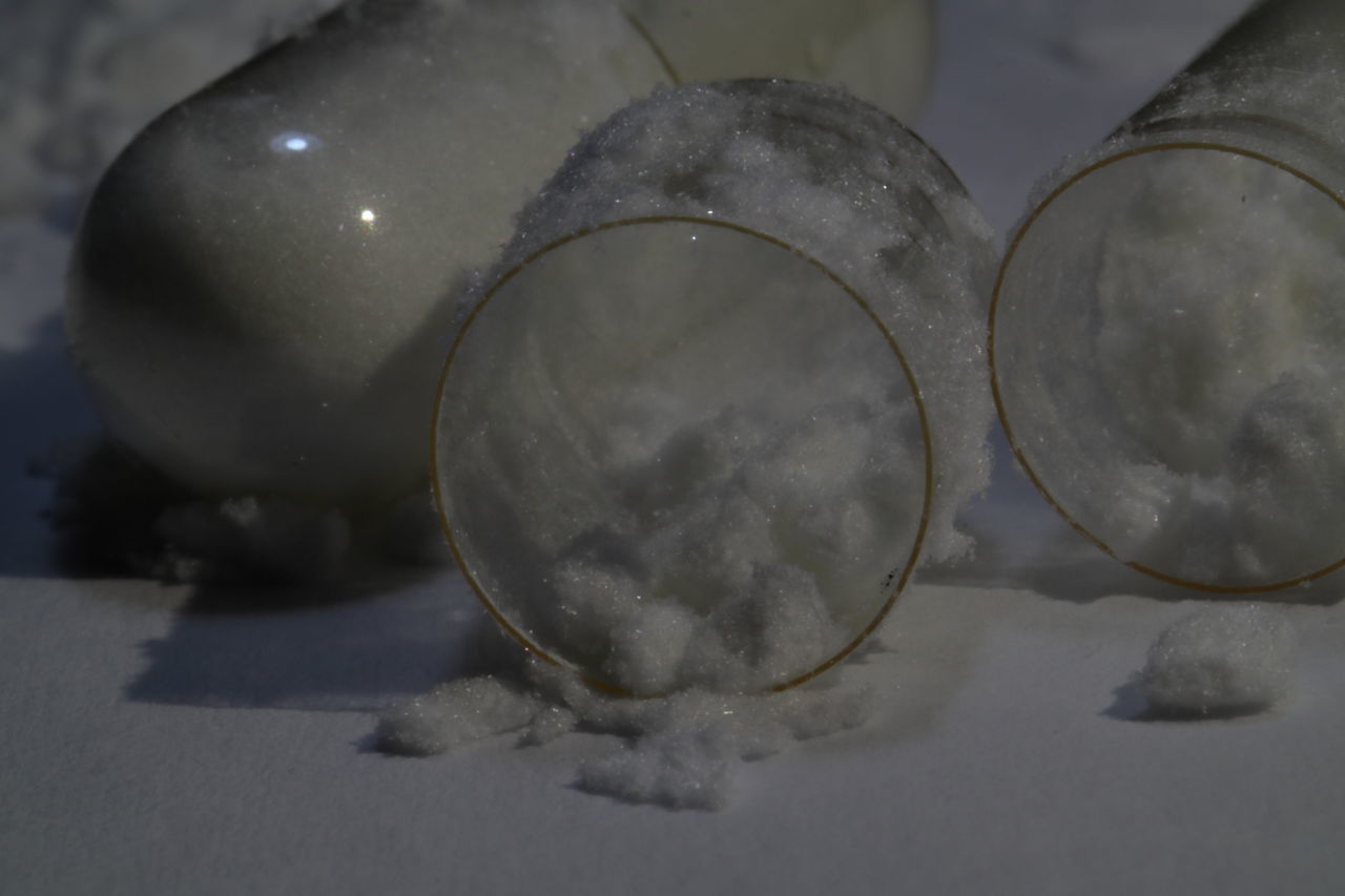 close-up, no people, white, snow, macro photography, sphere, circle, geometric shape, shape, indoors, nature