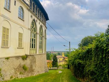 Buildings in city