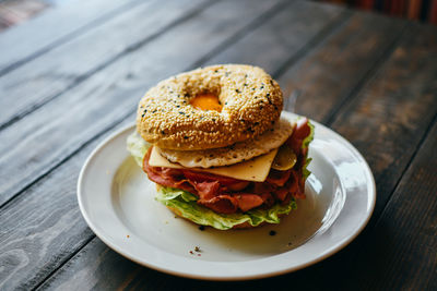 Close-up of burger in plate on table