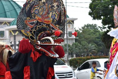 People in traditional clothing