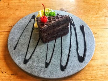 Close-up of cake in plate on table