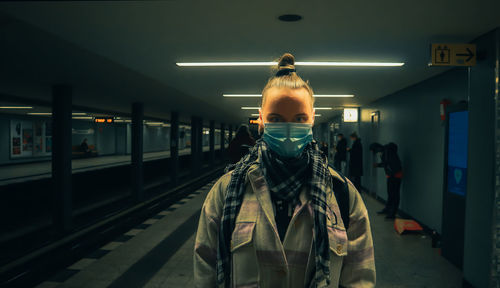 Social ad mask covid-19 in metropolitan