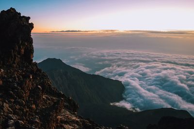 Sunrise above the clouds at mount meru, arusha national, tanzania