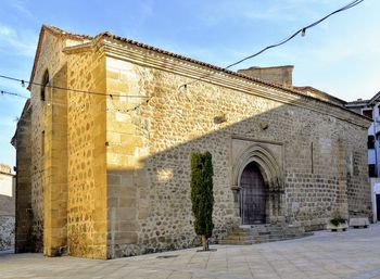 Entrance of historic building against sky. iglesia de san martín. siglo xii 