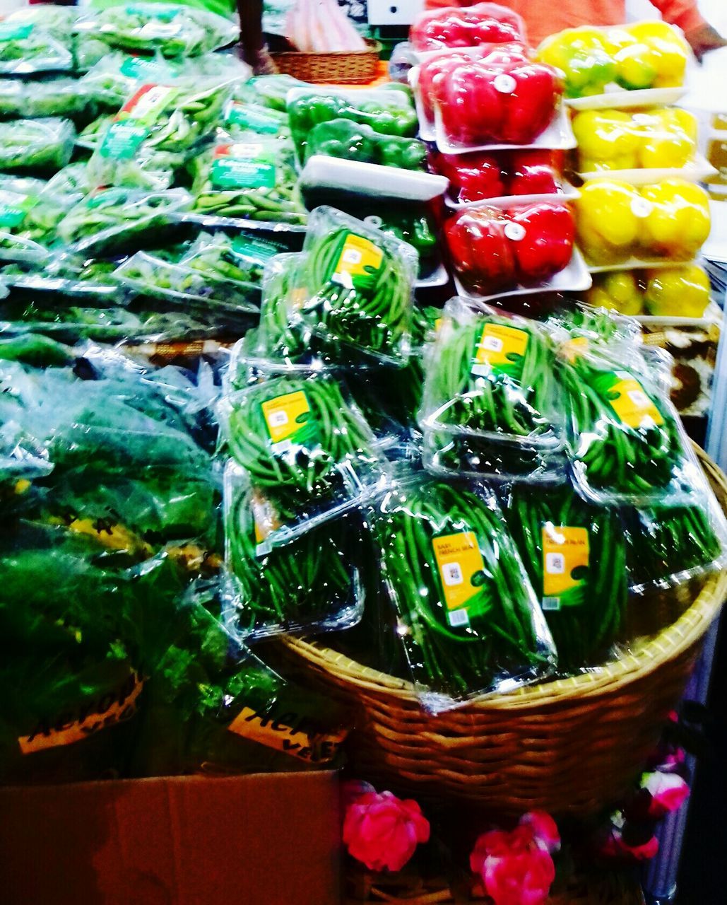 food and drink, indoors, food, still life, freshness, variation, for sale, choice, large group of objects, retail, abundance, healthy eating, arrangement, multi colored, market stall, market, display, close-up, high angle view, table