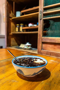 Close-up of tea in bowl on table