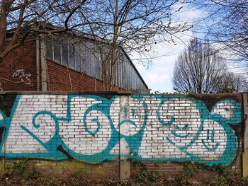 Graffiti on wall of building