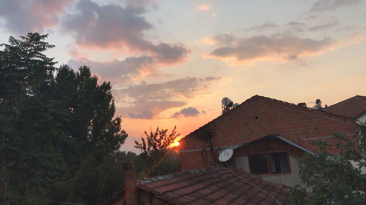 sky, architecture, built structure, sunset, roof, house, building exterior, cloud - sky, building, residential district, tree, nature, orange color, plant, roof tile, beauty in nature, no people, outdoors, scenics - nature