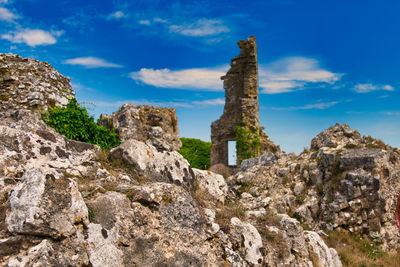 Old ruins against sky