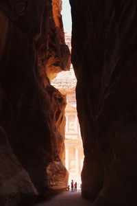 View of khaznet temple through rock formation