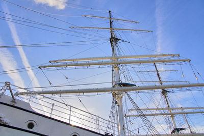 Low angle view of sailboat sailing against sky