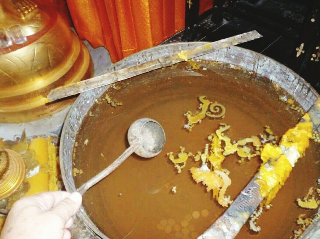 HIGH ANGLE VIEW OF CHOPPED FOOD ON TABLE