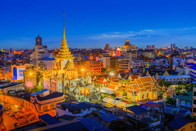 Wat traimit golden temple in chinatown or yaowarat area in bangkok, thailand