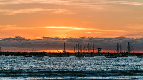 Sunset at the marina of melbourne, australia