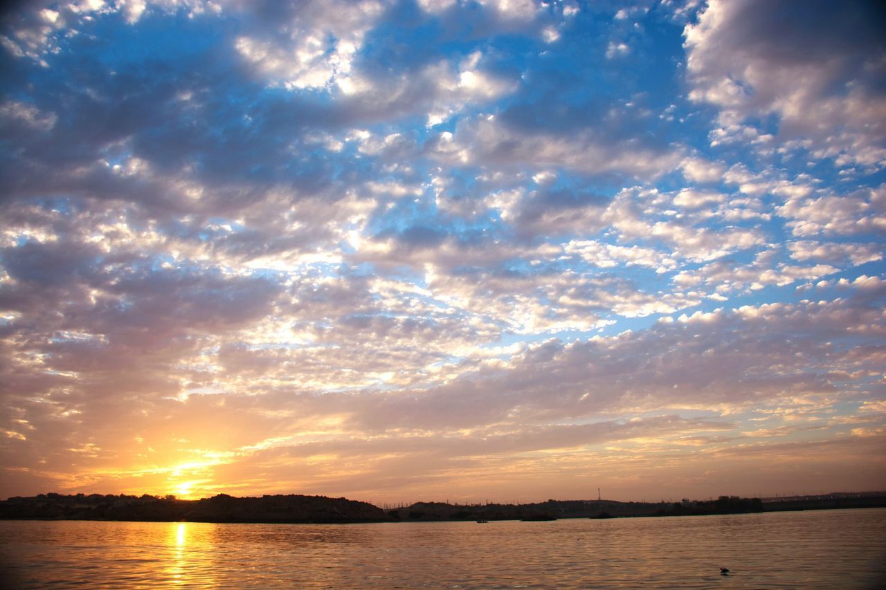 sunset, cloud - sky, dramatic sky, sky, nature, outdoors, scenics, beauty in nature, no people, landscape, astronomy