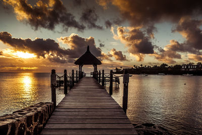 Jetty leading to sea