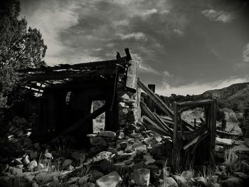 Abandoned built structure against sky