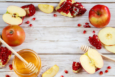 High angle view of apples on table