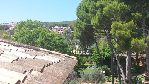 Ruins of building against clear sky