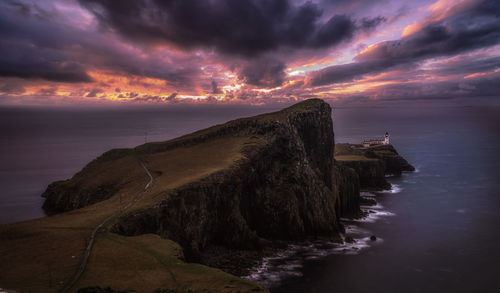 Neist point lighthouse i scotland