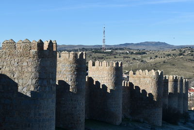 View of old ruins against sky