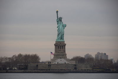 Statue of liberty against sky