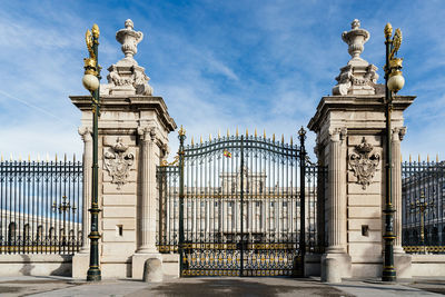 Main gate to square of armeria in royal palace of madrid.