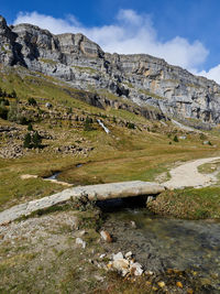 Views on the autumn hiking route in the ordesa valley, aragonese pyrenees, spain