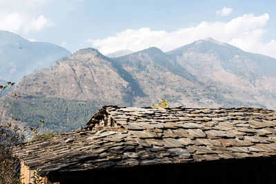 Traditional roof made of flat stones, kulu valley, himachal pradesh, india