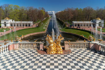 Fountain of the grand cascade. view from above