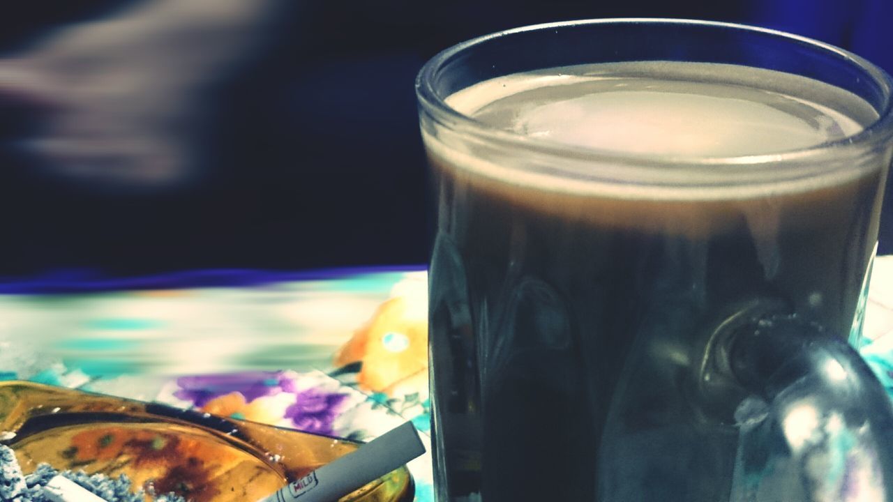 drink, refreshment, food and drink, drinking glass, indoors, glass - material, close-up, still life, table, transparent, alcohol, freshness, glass, focus on foreground, no people, bottle, jar, beer - alcohol, sunlight, ice cube