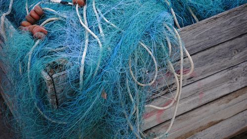 Fine fishing net with ropes