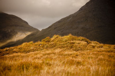 Scenic view of connemara mountains against sky