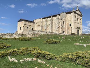 Castillo palacio de magalia