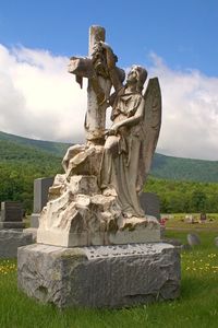 Statue against sky