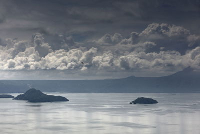 0003 s.wards view-taal lake and volcano isl.from between tagaytay and talisay. batangas-philippines.