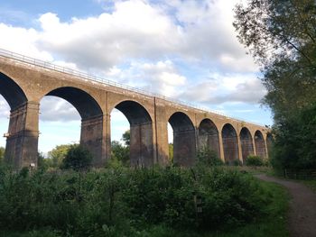 viaduct