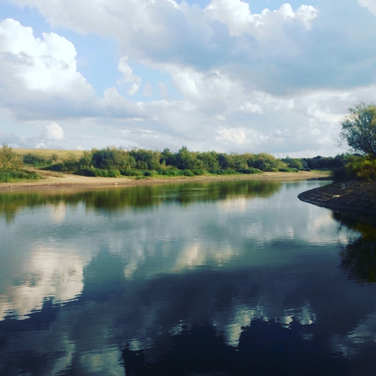 VIEW OF LAKE AGAINST SKY