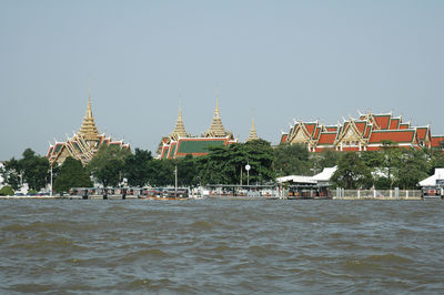 View of temple building against sky