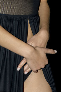 Midsection of woman hand