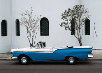 Vintage car against sky