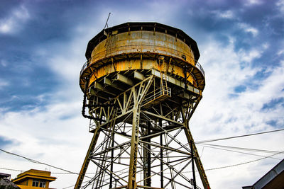 Abandoned water tank 