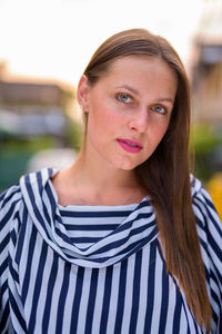 Close-up portrait of young woman