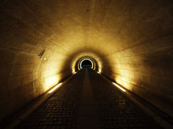 Illuminated tunnel