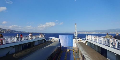 Panoramic view of bay against sky