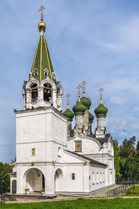 Church of the assumption of the mother of god on ilinskaya hill in nizhny novgorod, russia