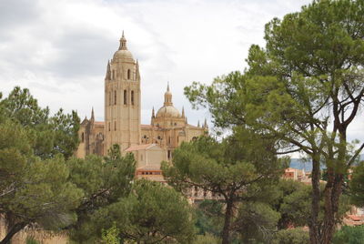 View of cathedral against sky