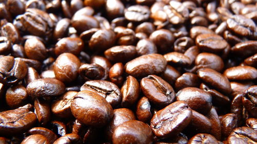 Full frame shot of roasted coffee beans